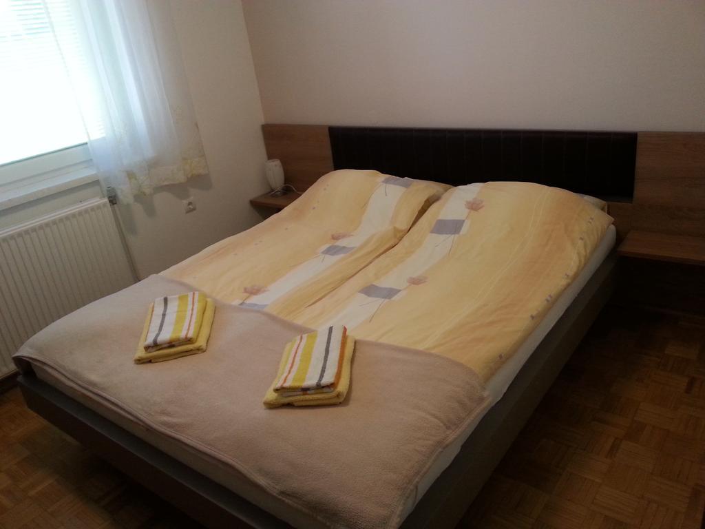 马斯公寓 Dovje 外观 照片